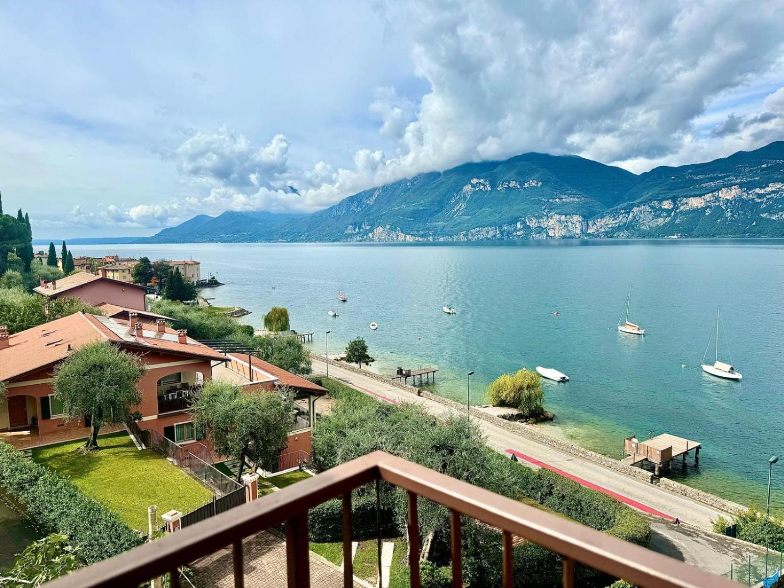 Monja Camping Village Brenzone sul Garda Exterior foto