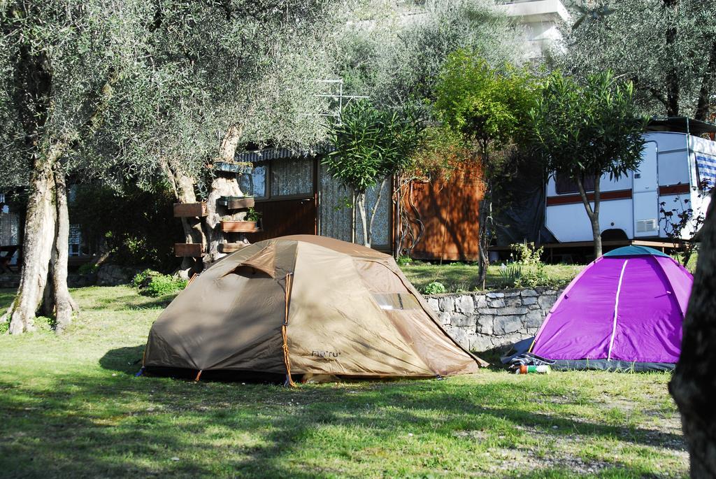 Monja Camping Village Brenzone sul Garda Exterior foto